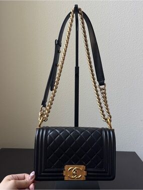 Boy Flap Bag In Lambskin (Small)